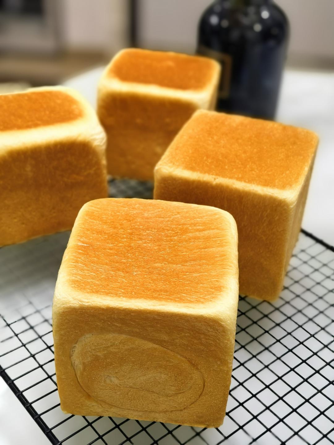 三明治白吐司｜细腻柔软百搭