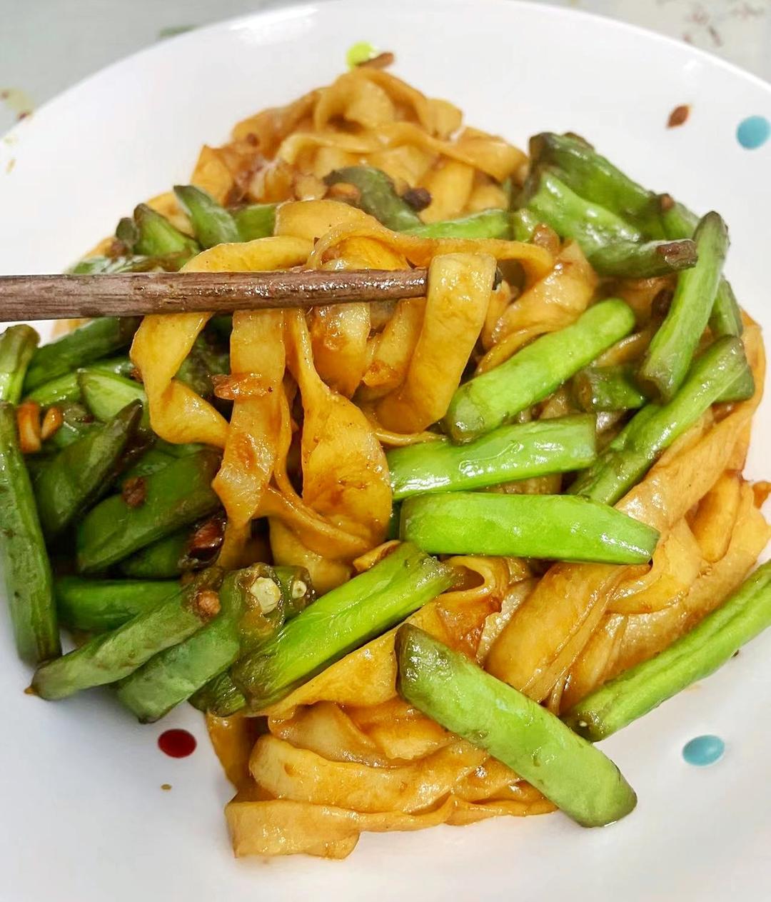 地道老北京扁豆焖面 豆角焖面 太好吃小心吃撑哦