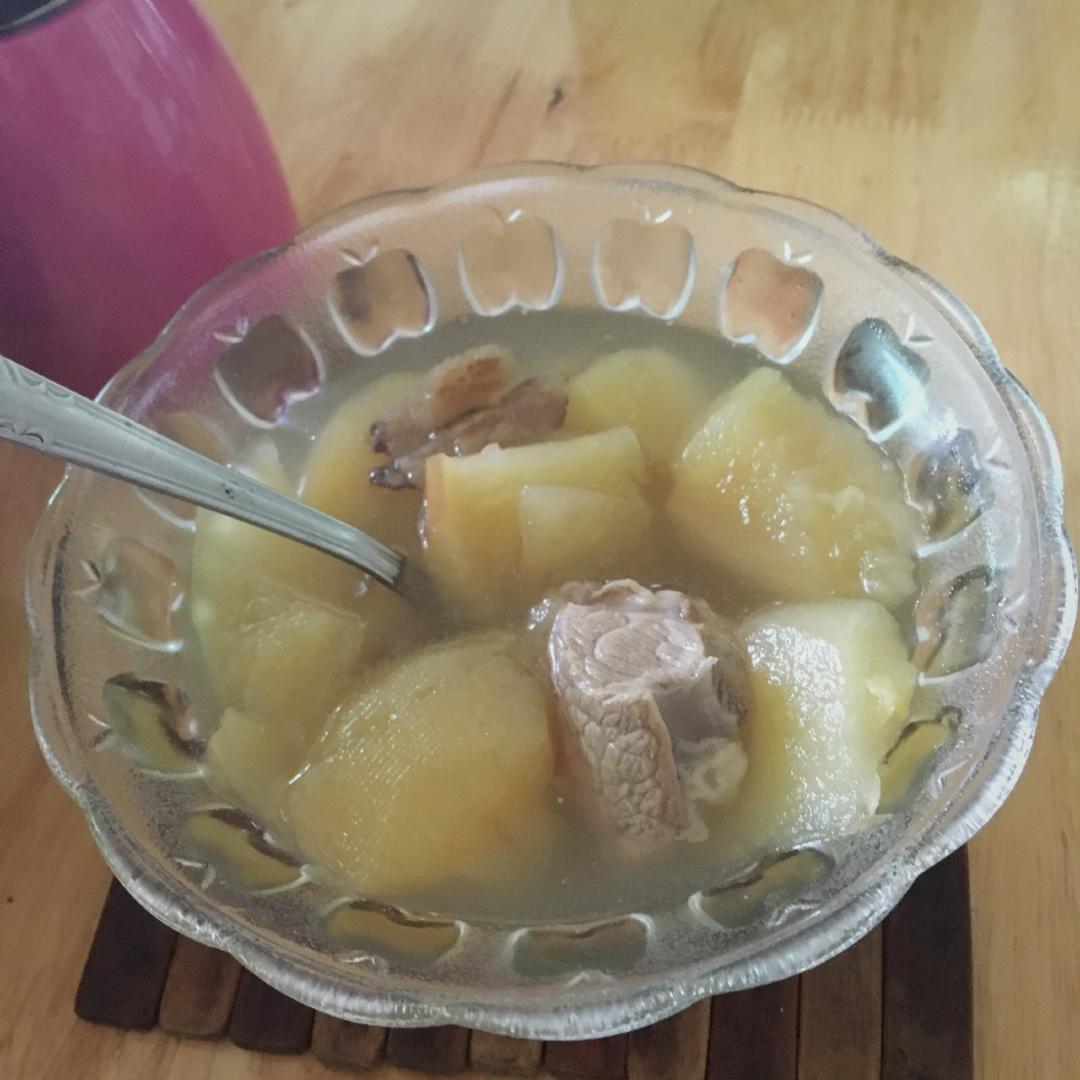 红枣苹果煲瘦肉