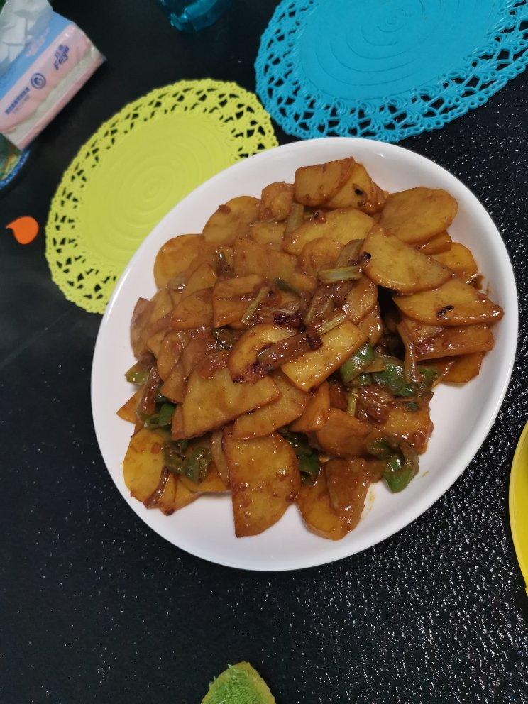 干锅土豆片