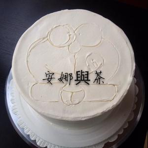 哆啦A梦蓝胖子卡通裱花蛋糕的做法 步骤2