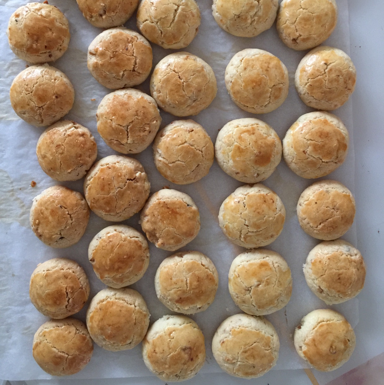 美味花生小小酥