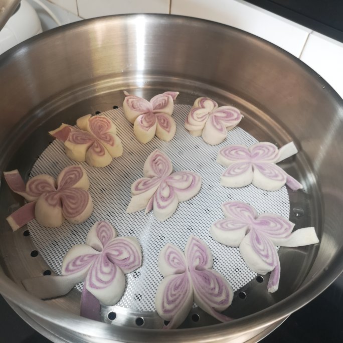 紫薯蝴蝶卷