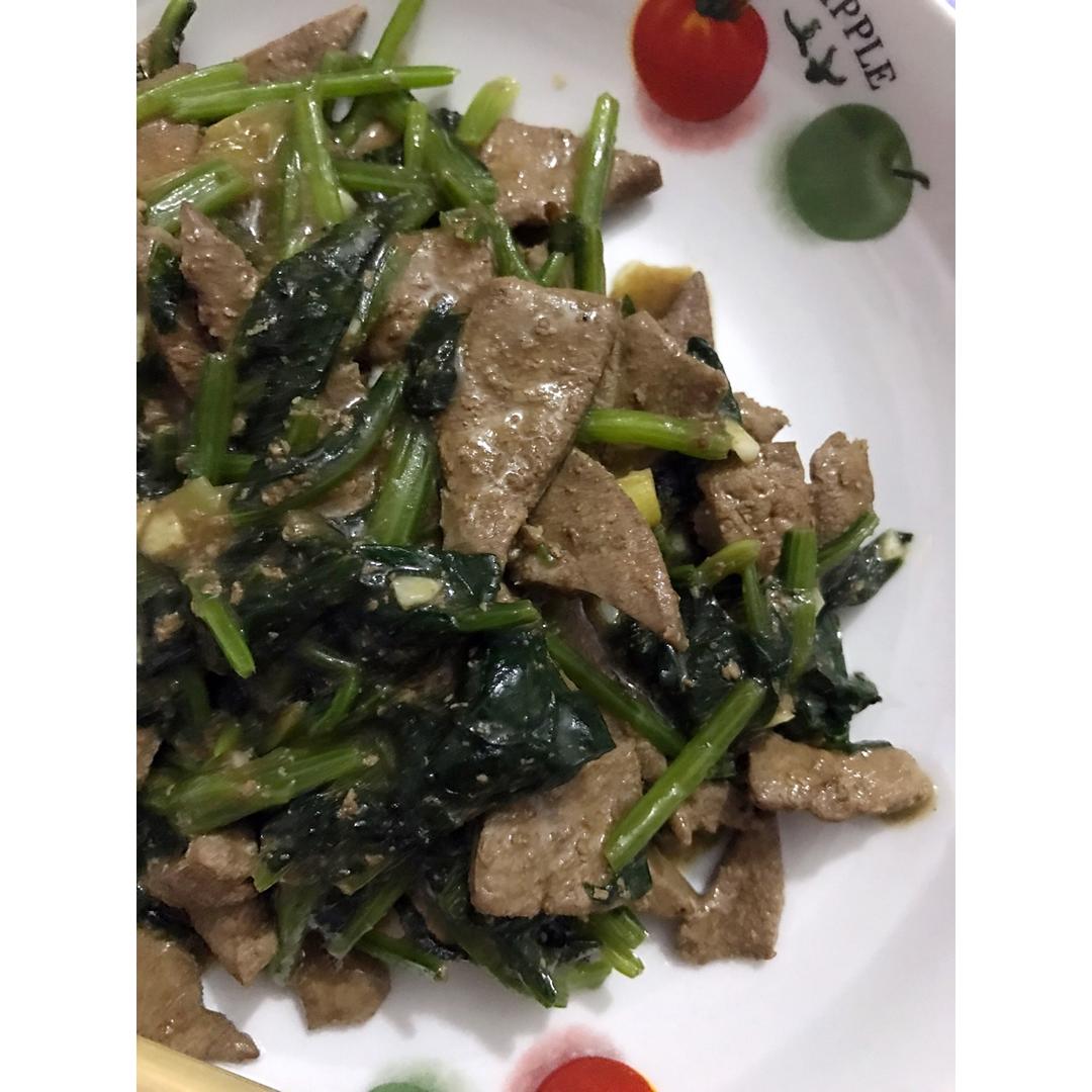 菠菜溜猪肝