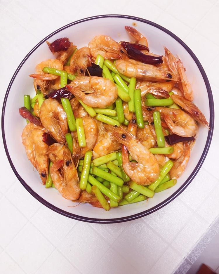 蒜苔炒鲜虾