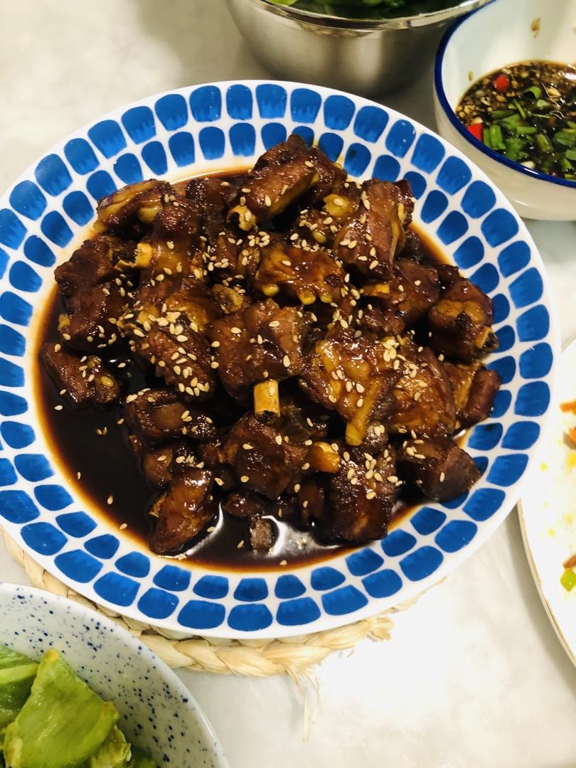 冰花梅酱烧排骨