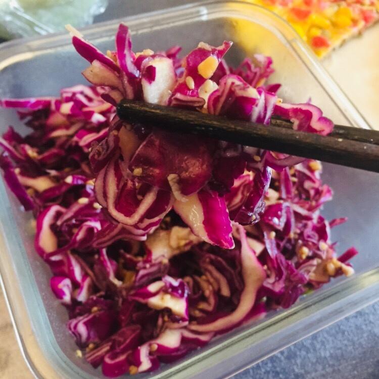 面条-绝配凉菜-紫甘蓝