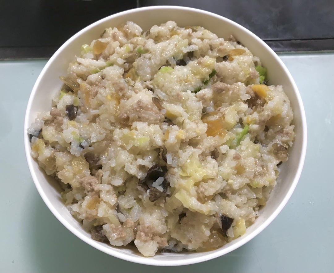 妈妈👩教我做的皮蛋瘦肉粥🥣简单快捷美味😋