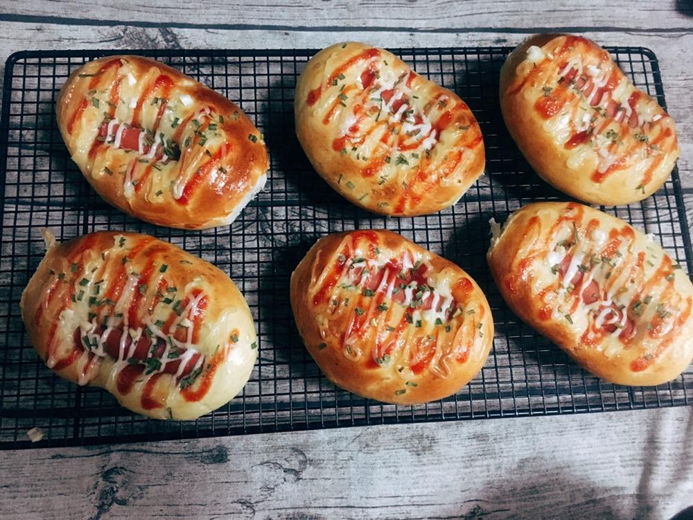 sherry君27做的面包夹香肠