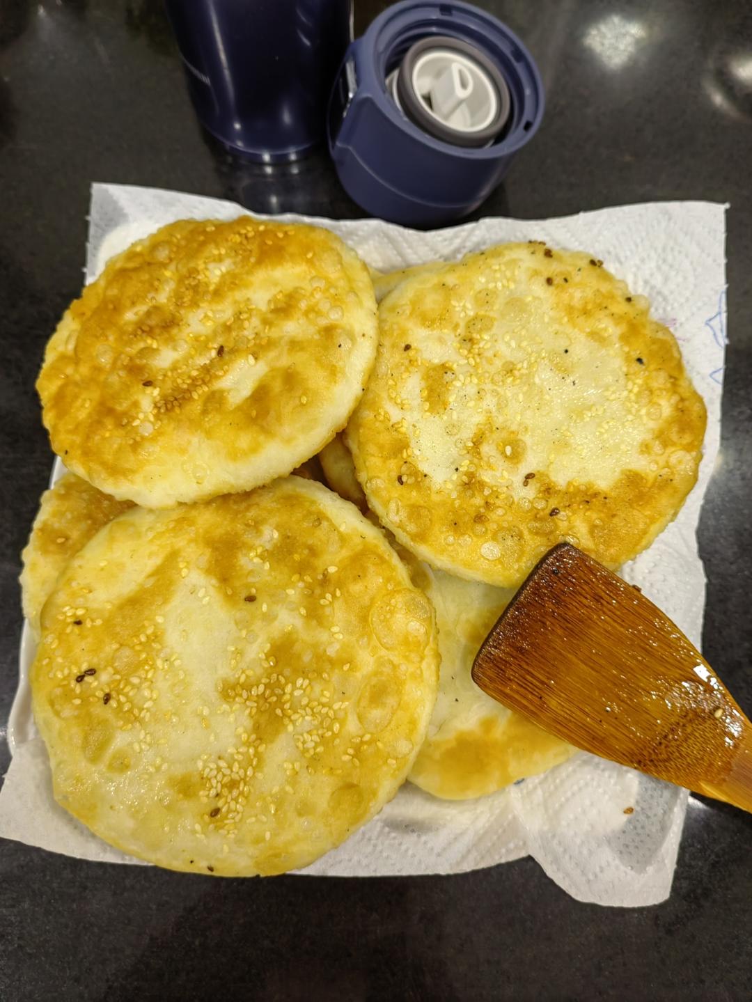 酥掉渣的芝麻糖酥饼 酥脆可口 唇齿留香 味道媲美饼店 附细节视频详解