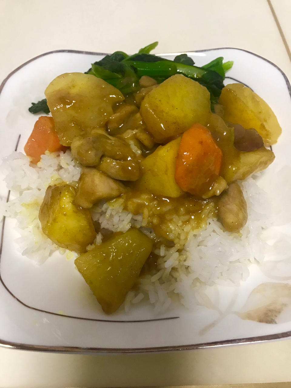 咖喱鸡肉饭