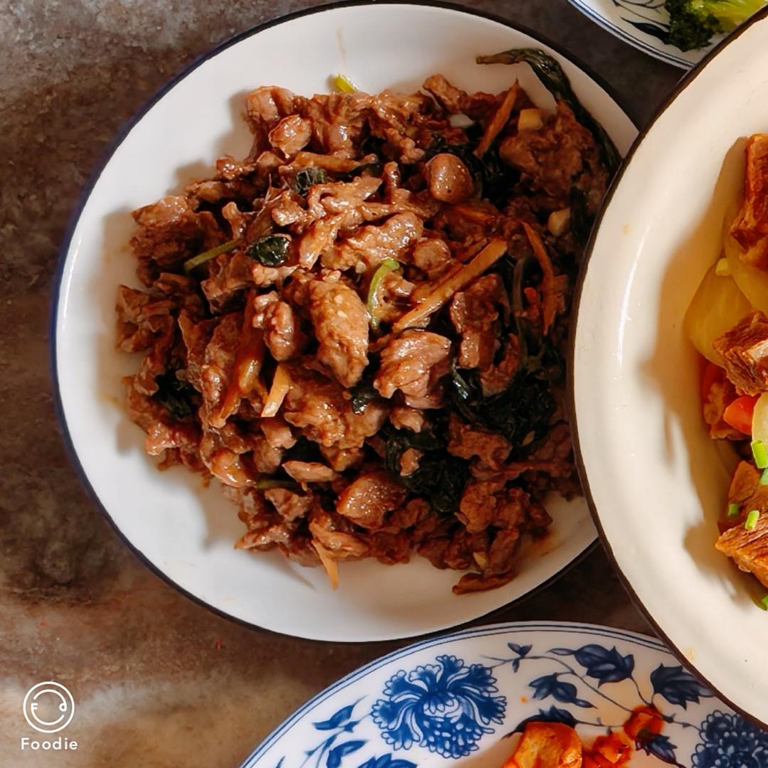 紫苏爆炒牛肉—隔着屏幕都能看得到的鲜嫩