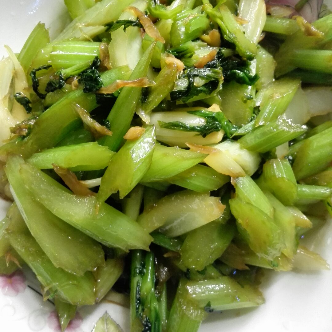 素炒芹菜