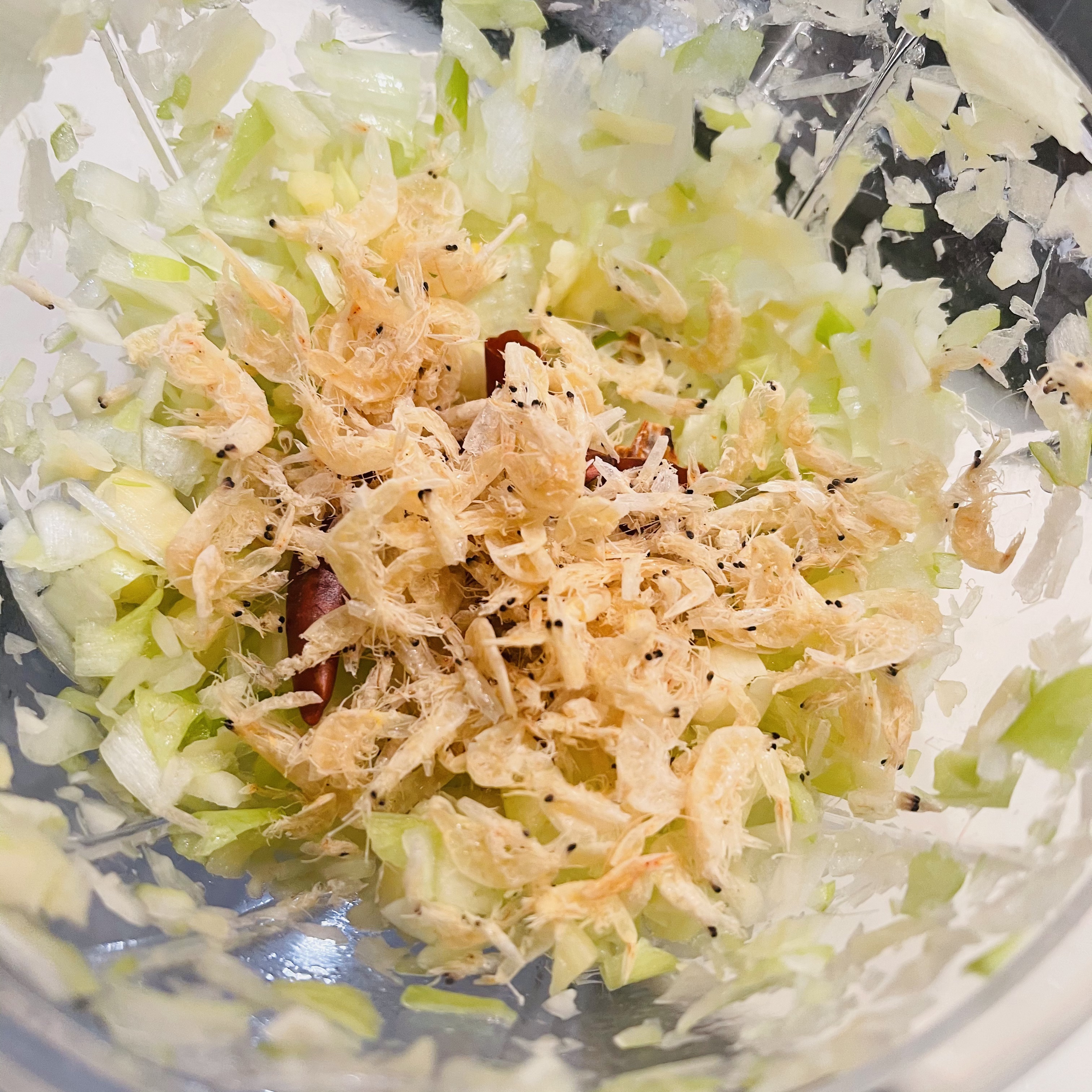快手菜❤️炝炒大白菜的做法 步骤2