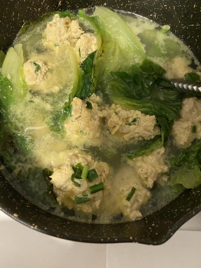 小白菜丸子汤