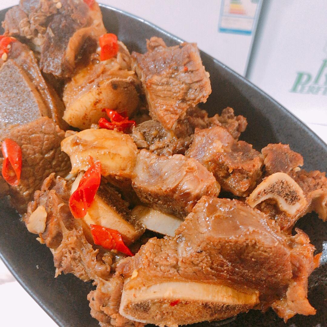 无大料版卤牛肋排