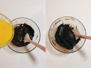 黑巧克力抹茶凝酪凹蛋糕🍰的做法 步骤2