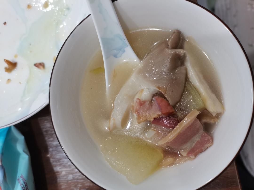 冬瓜火腿汤 鲜得掉眉毛！