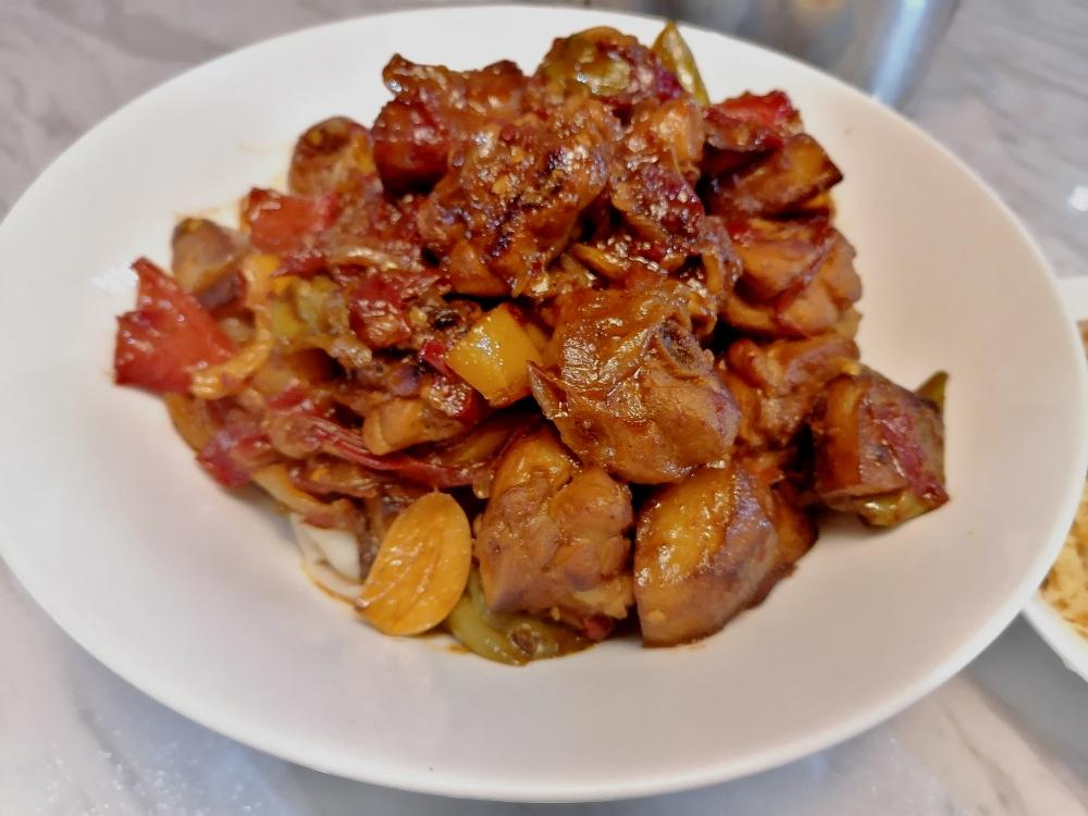 新疆大盘鸡的做法