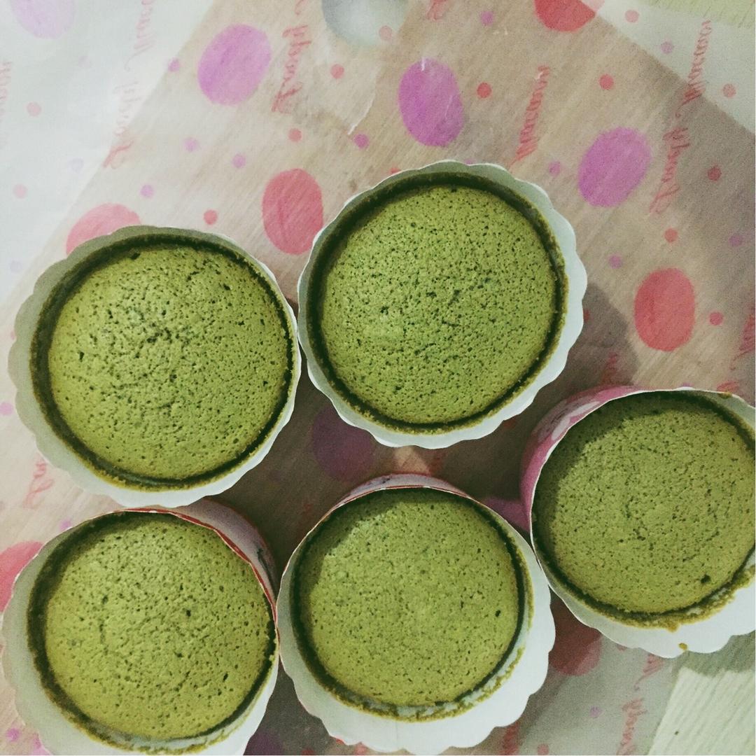 抹茶戚风蛋糕