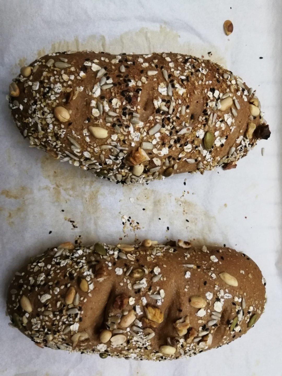 全麦杂粮乳酪面包