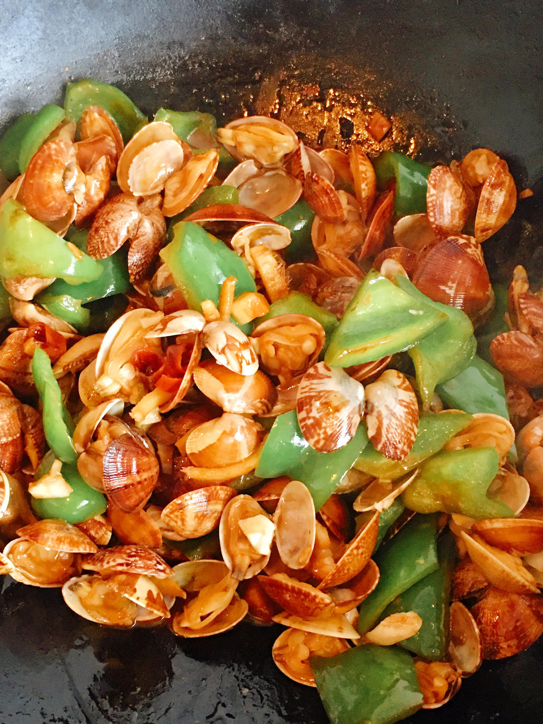 香辣鲜美「青椒炒花甲」