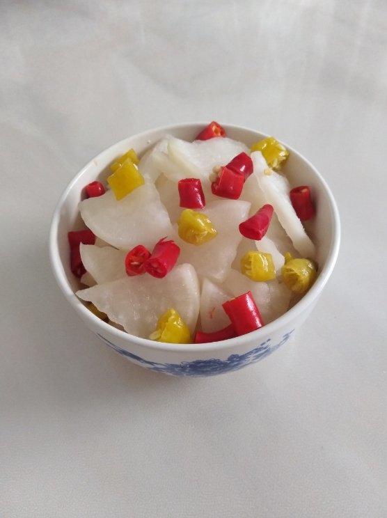 直男都会的泡椒酸萝卜