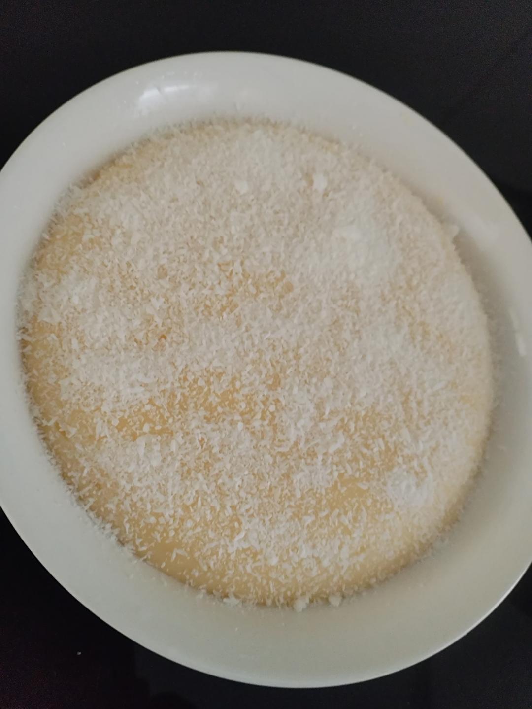 只用鸡蛋和牛奶，还有玉米淀粉做的冰糕