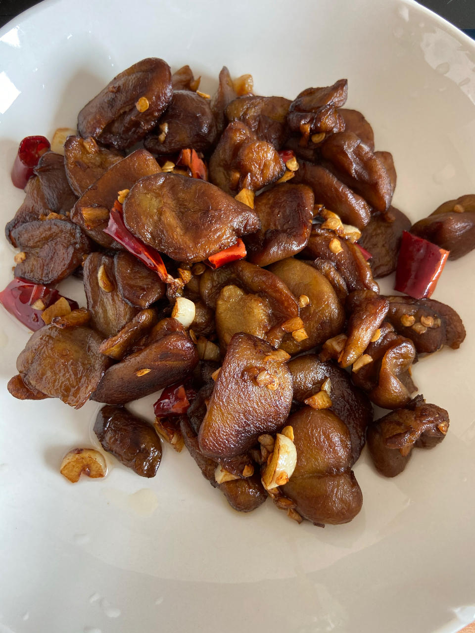 红烧茄子（佐西红柿尖椒）