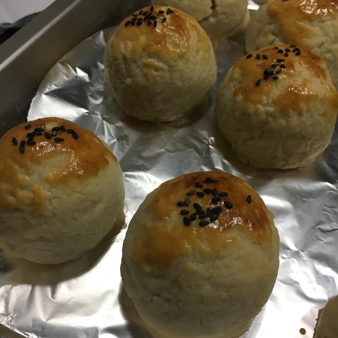 蛋黄酥