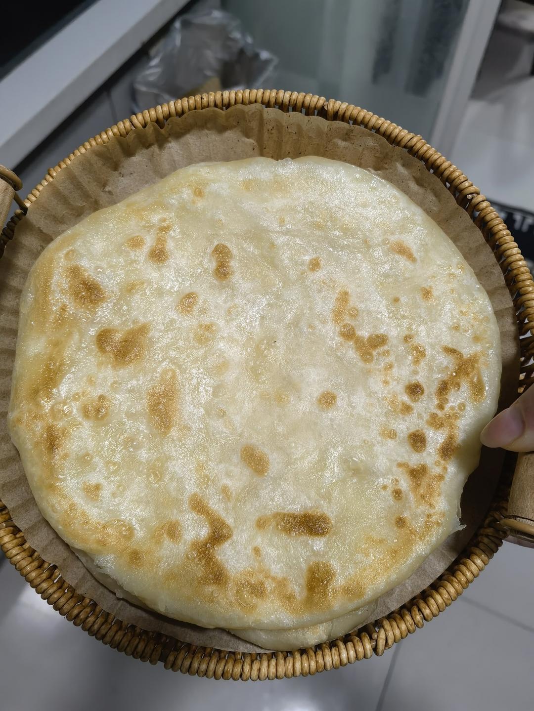 烙饼不硬的小窍门 掌握了你也能看出柔软多层凉了不硬的小油饼