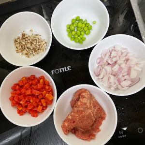 胡萝卜牛肉焖饭的做法 步骤7
