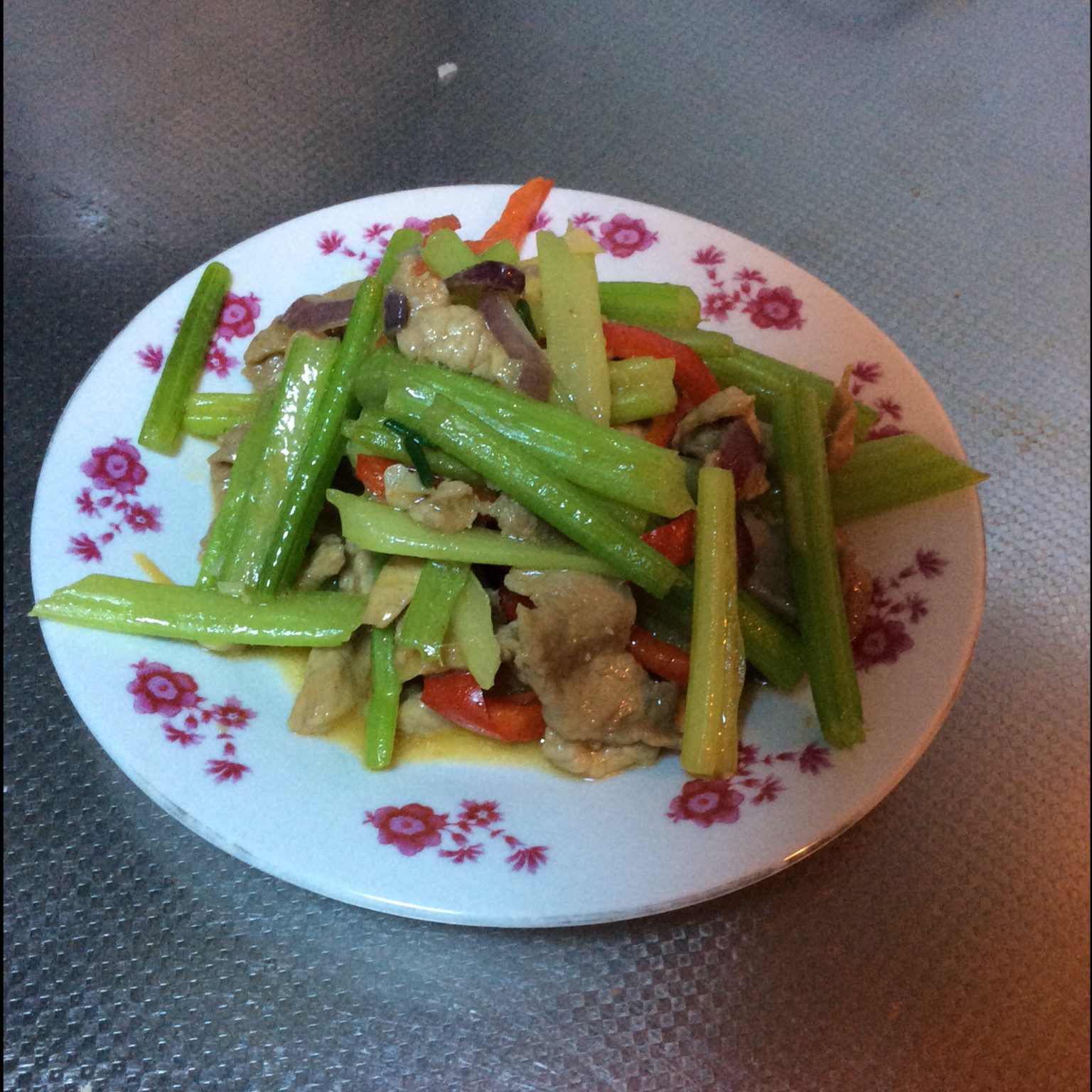 芹菜炒肉末