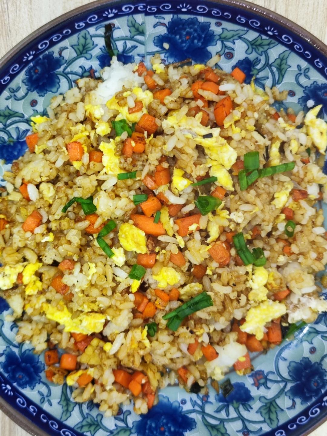 好吃到停不下来的酱油蛋炒饭
