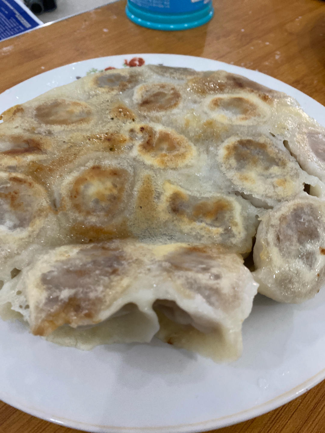 冰箱冷冻水饺做煎饺