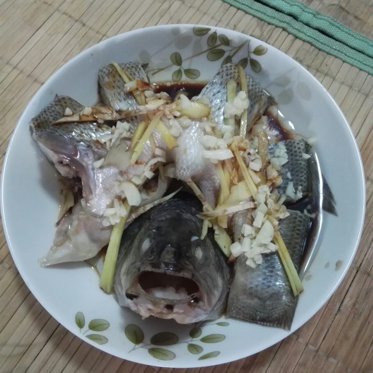 清蒸鲈鱼