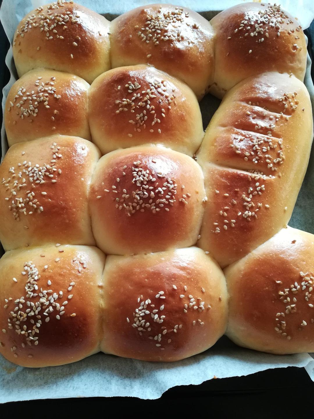 蜂蜜脆底小面包（无需黄油，面包粉，厨师机）