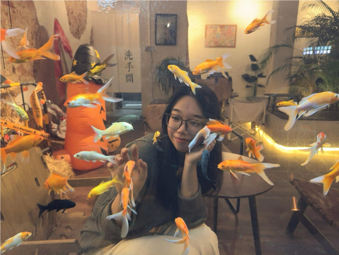 猛汉偲偲