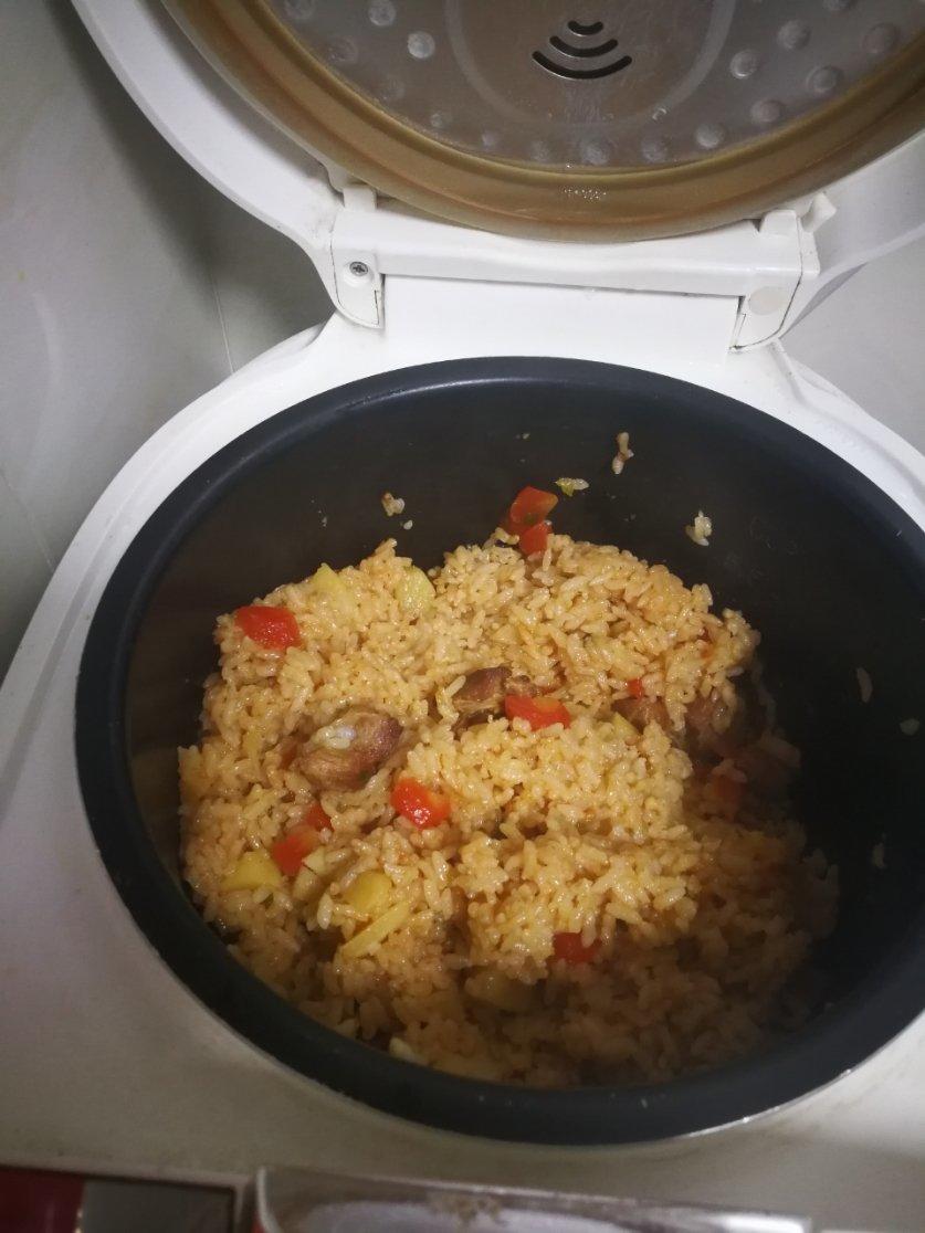 喷香排骨焖饭（爆好吃）