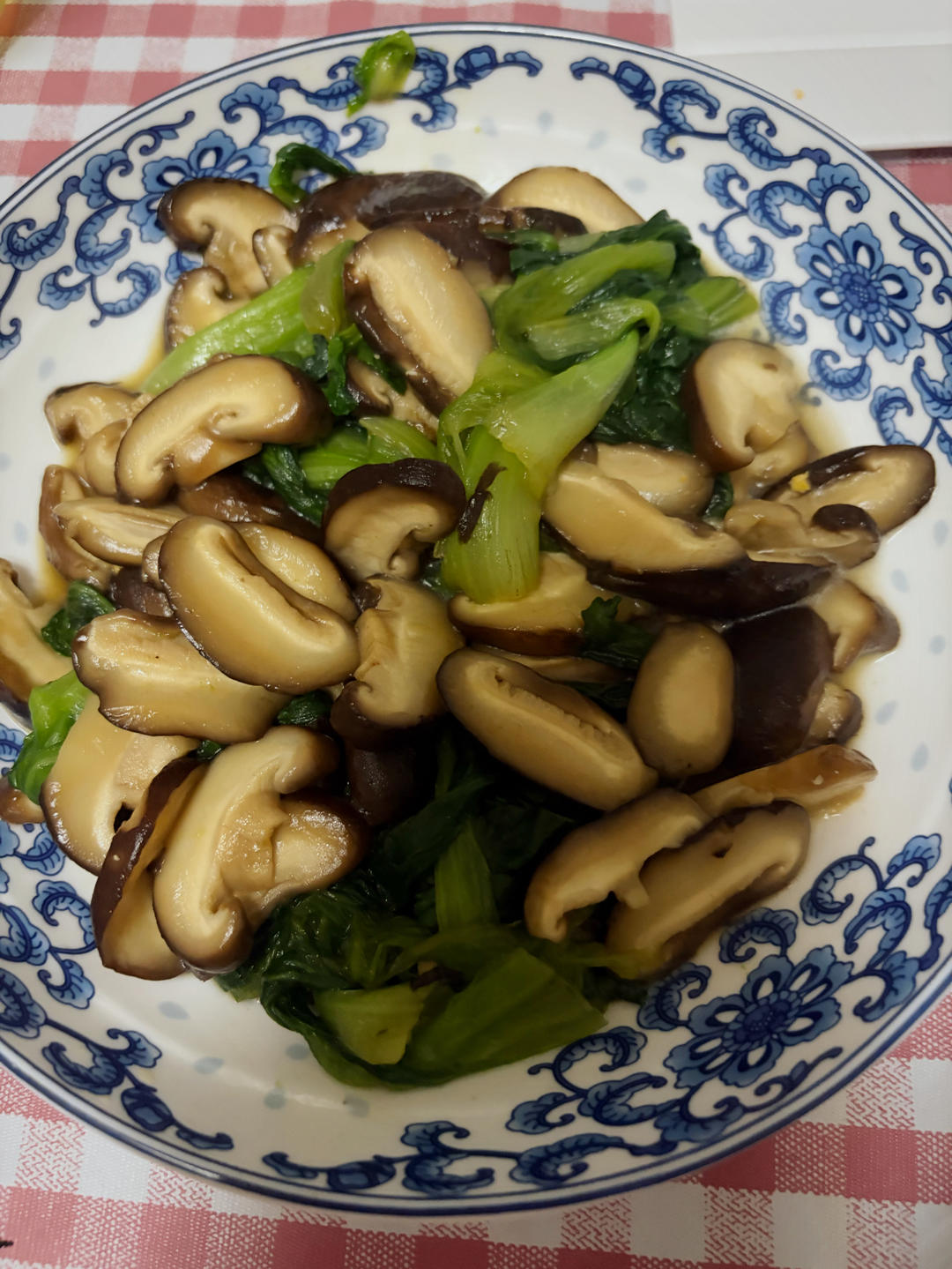 香菇炒小青菜