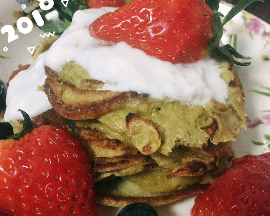 辅食-香蕉牛油果松饼的做法