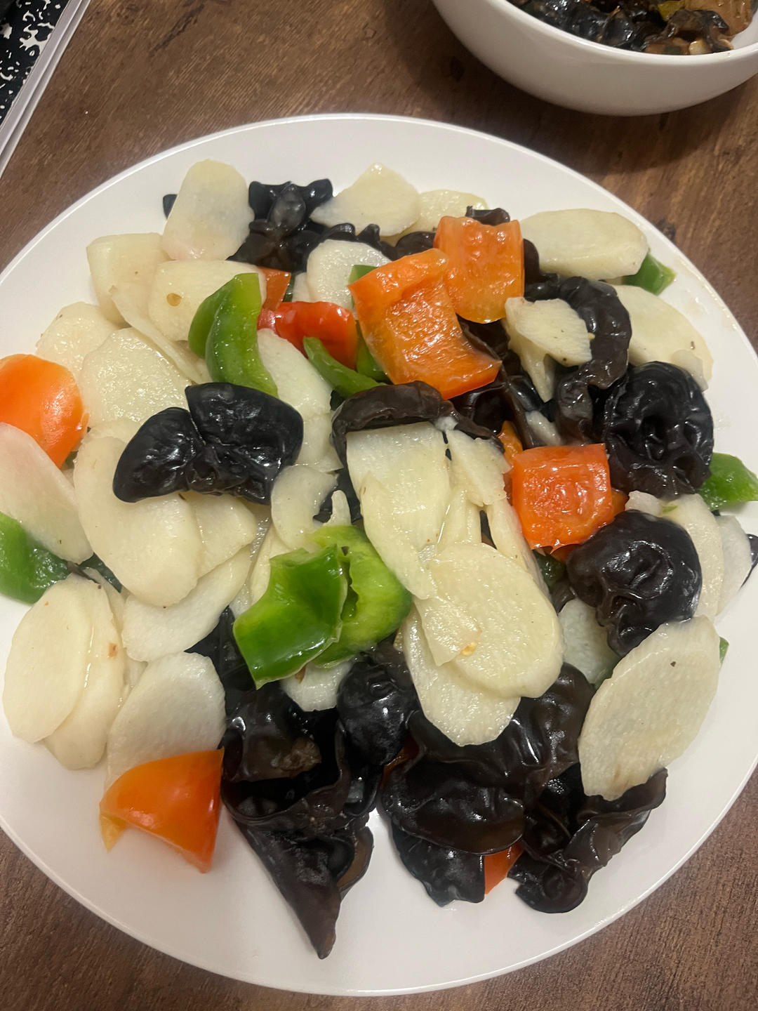 厨师长教你：“山药炒木耳”的家常做法，清爽解腻，营养美味