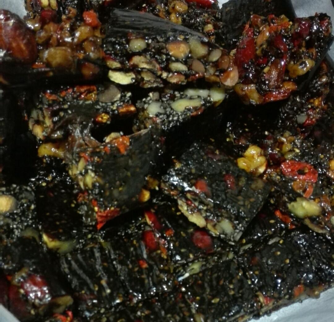 核桃红枣阿胶糕