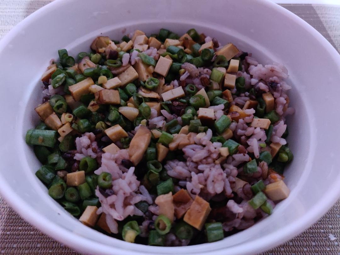 聊个天做道菜002燕子的豆角馅儿饼