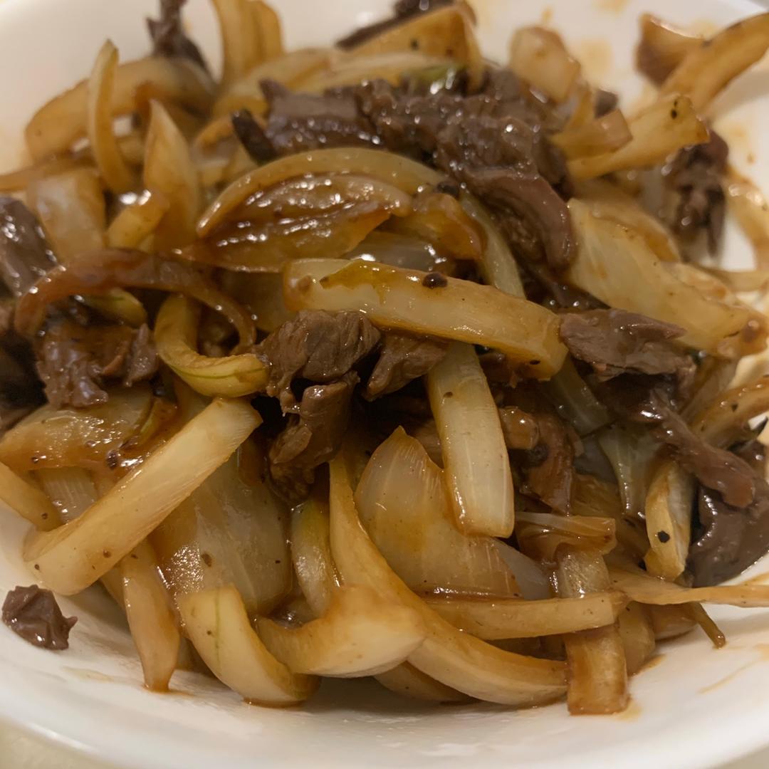 洋葱炒牛肉