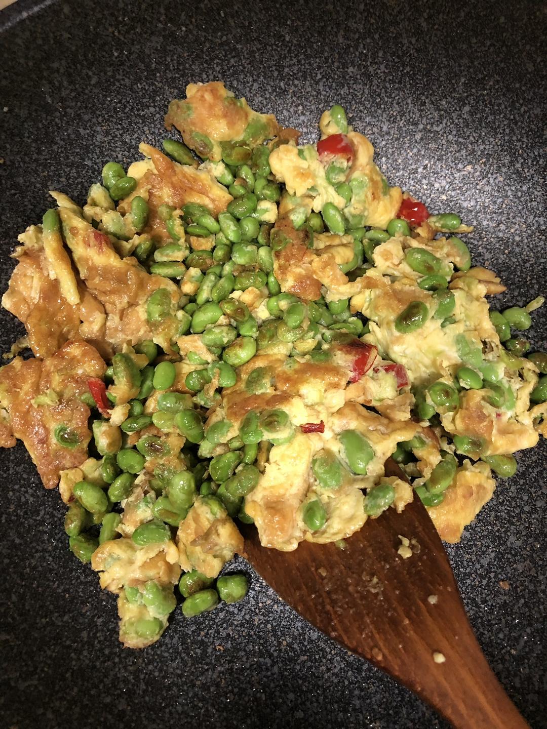 毛豆炒鸡蛋