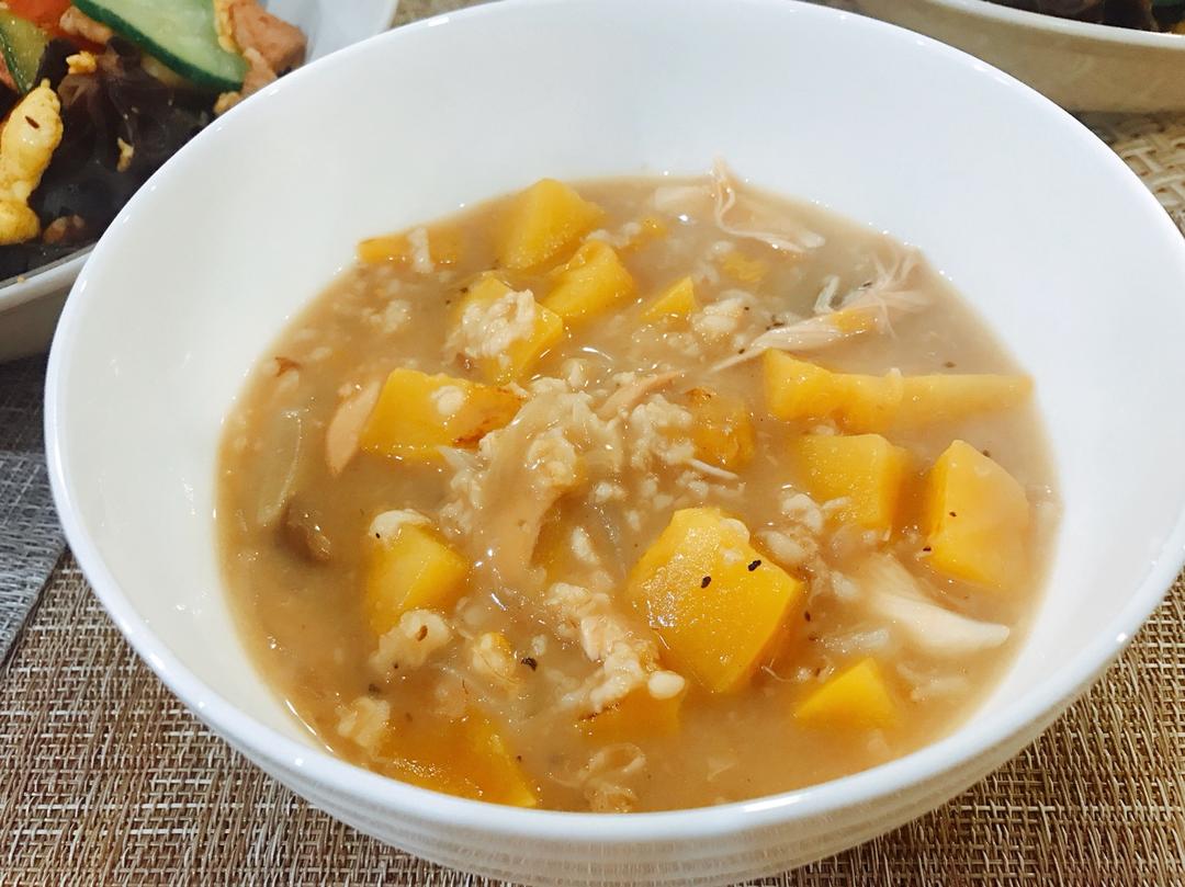 南瓜栗子鸡汤丨健康·三餐