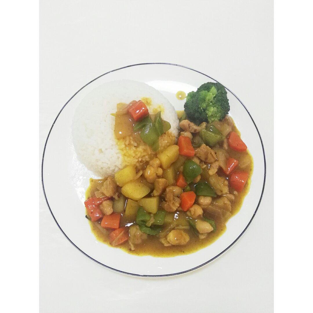 咖喱鸡肉饭