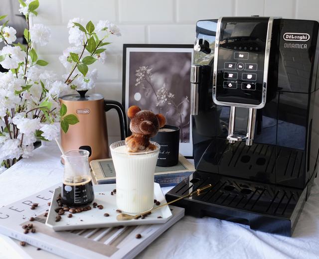 德龙咖啡机食谱-小熊冰酿拿铁的做法