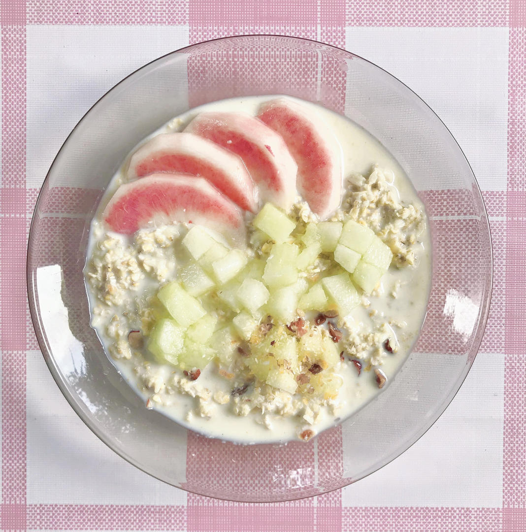 隔夜醪糟牛奶水果燕麦粥【轻卡甜品】
